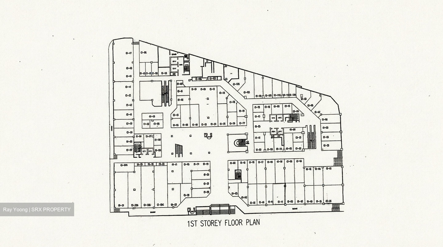 Lucky Plaza (D9), Retail #623092911